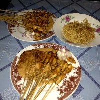 Petit repas de Satay de poulet