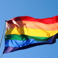 Le grand drapeau gay de Castro