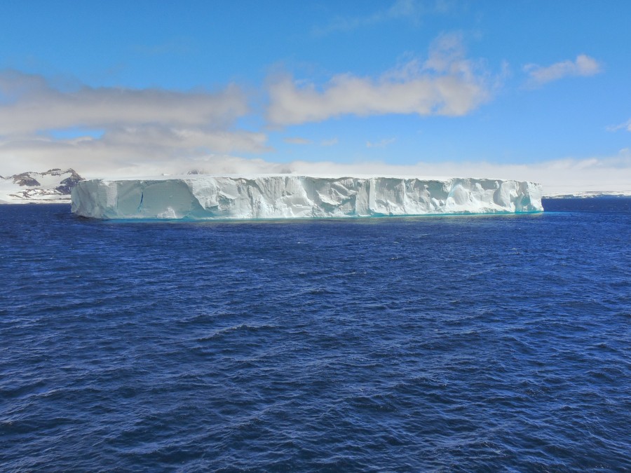Un monstre d'iceberg